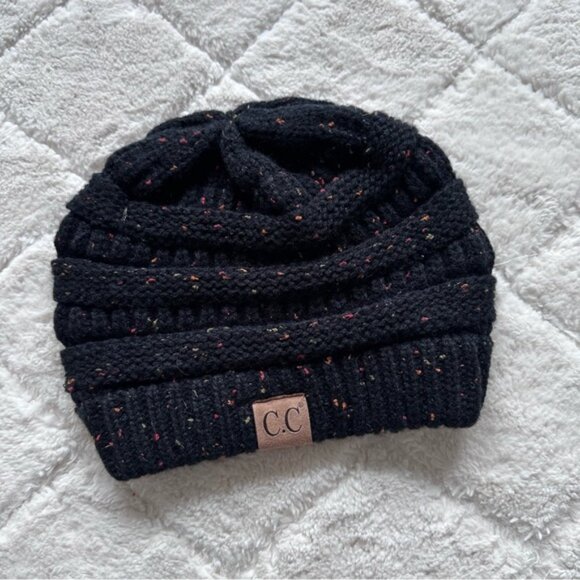 C.C. Boutique | Black Speckle Knit Beanie | One Size Adult - Picture 4 of 10
